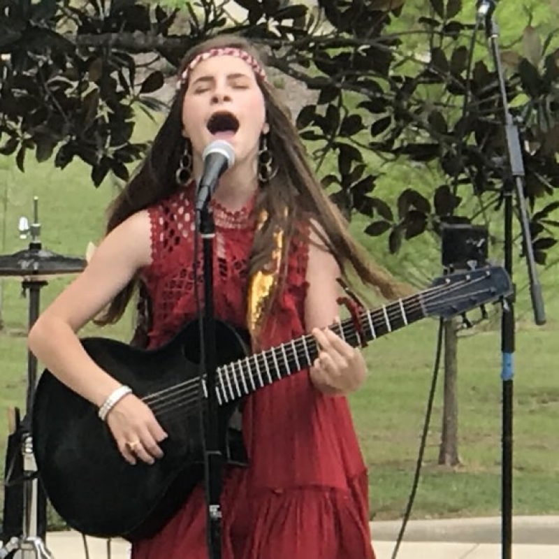 MACEY MAC Image